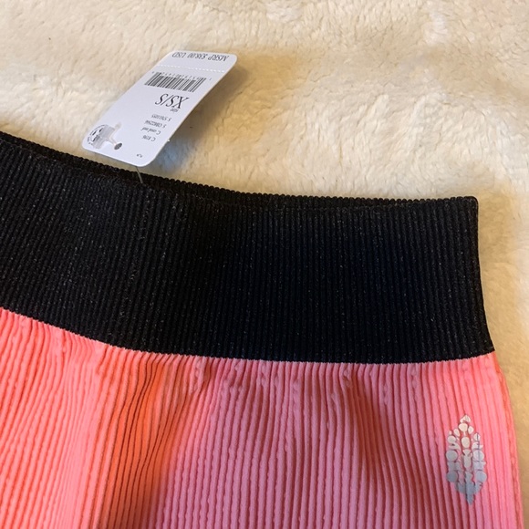 NWT Free People Seamless Shorts - Picture 2 of 5